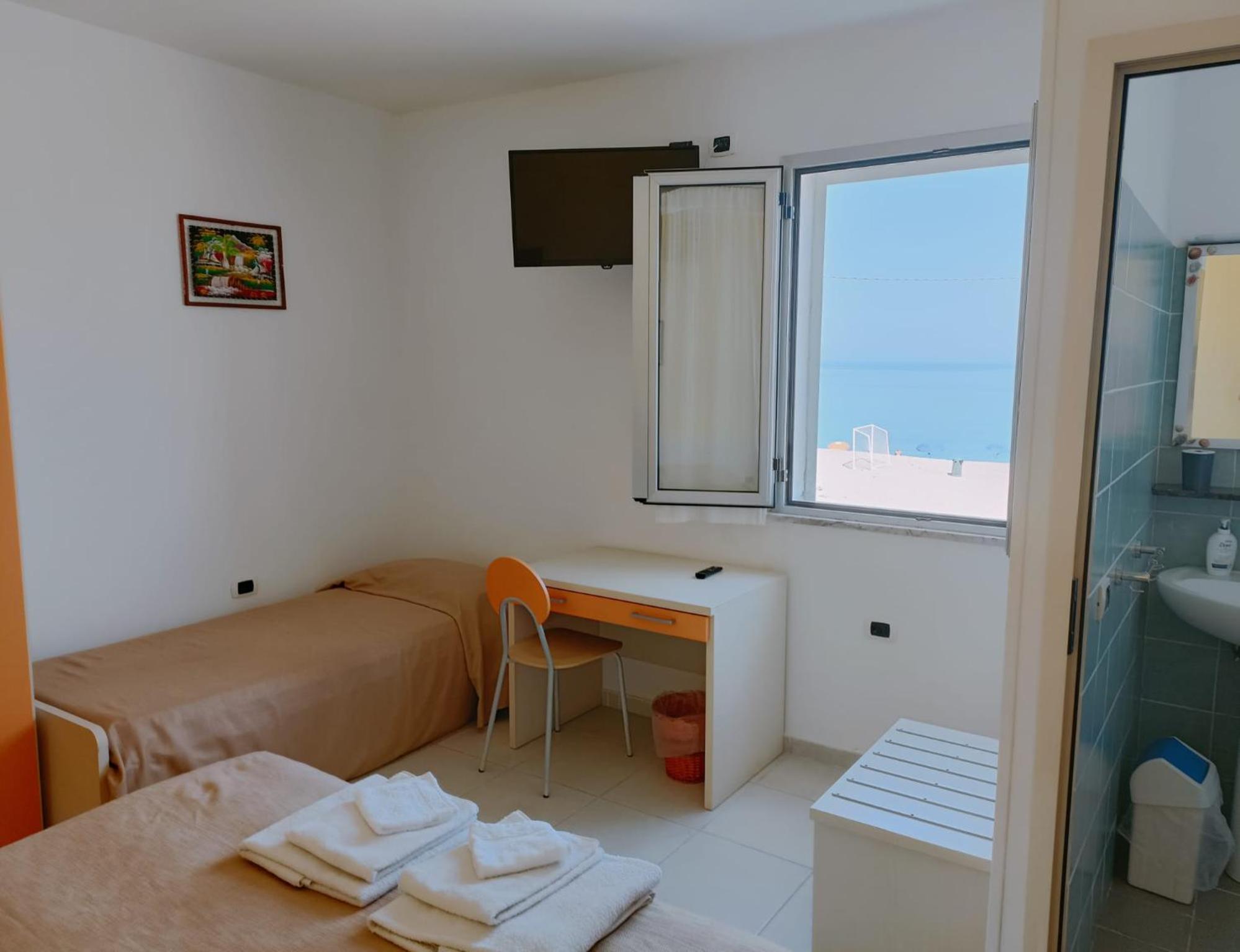 B&B Donna Nina Gioia Tauro Dış mekan fotoğraf